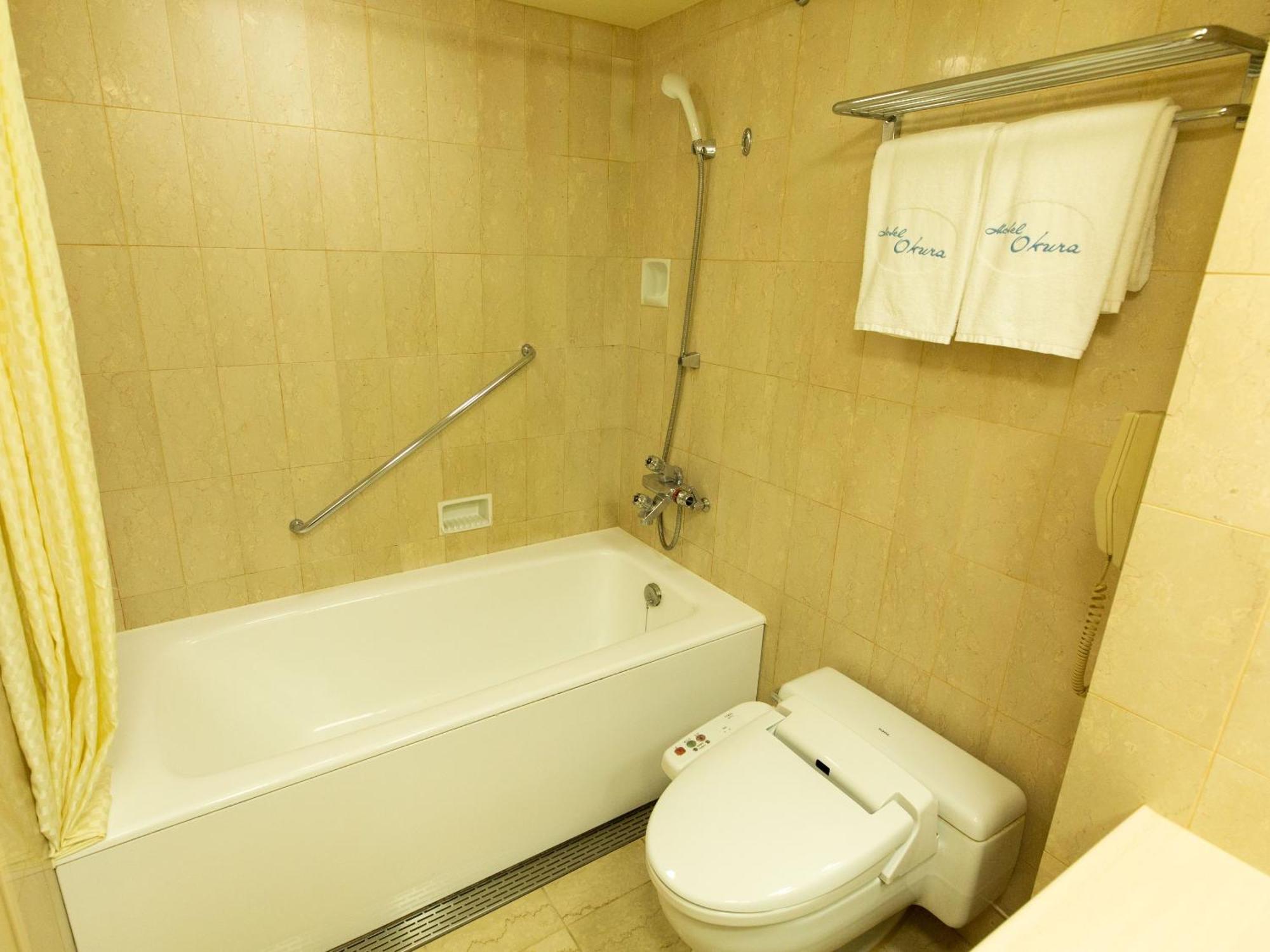Hotel Okura 5*