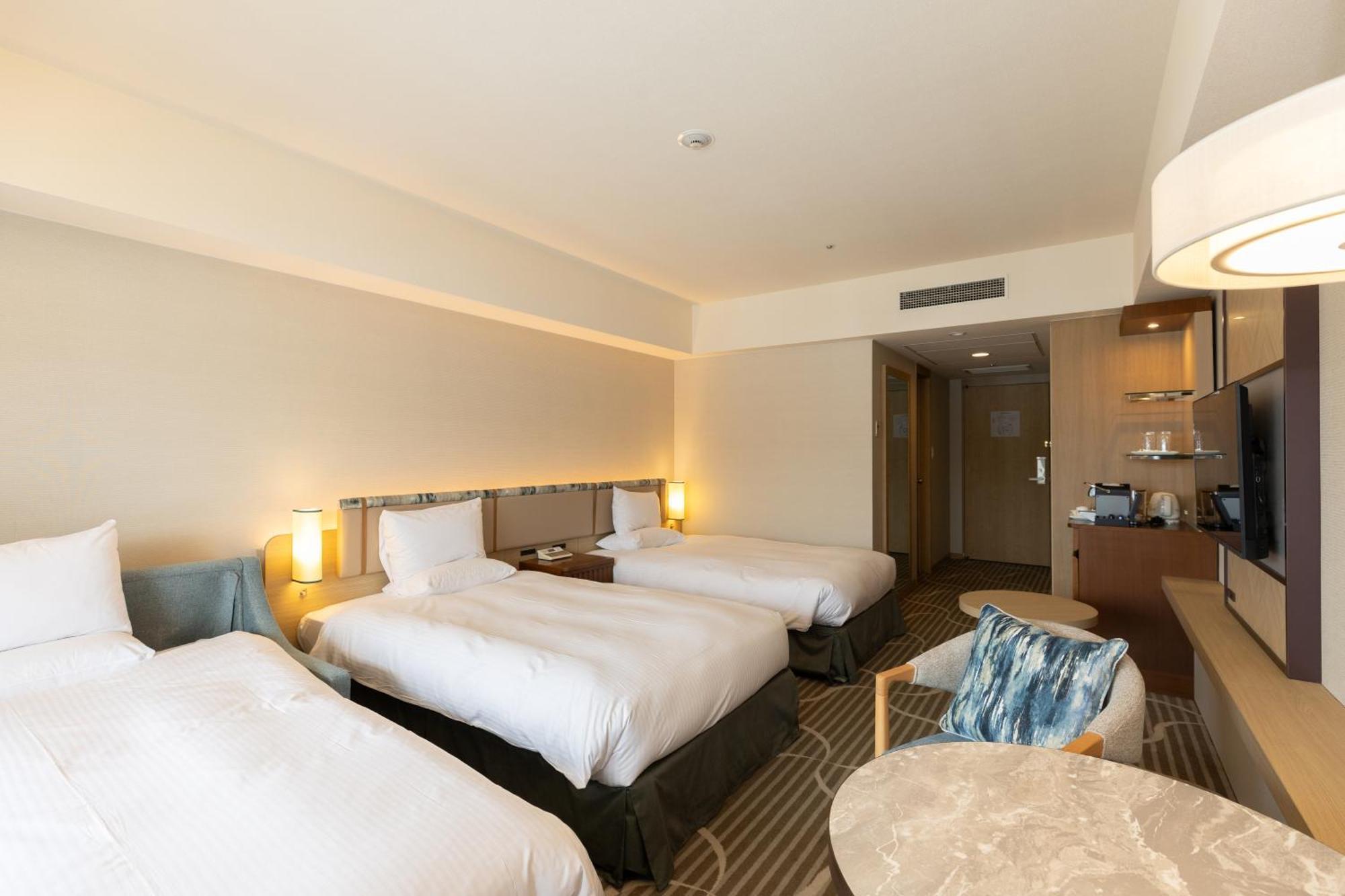 Hotel Okura 5*