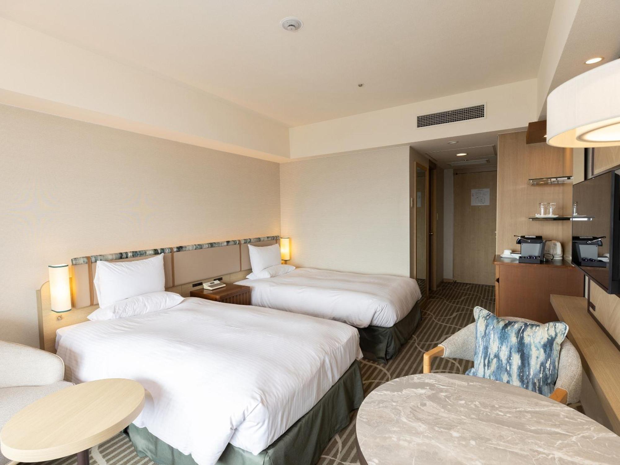 Hotel Okura
